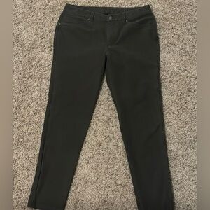 Men’s LuLulemon ABC Slim-Fit 5 Pocket Pant 32”L  Utilitech Color: olive green
